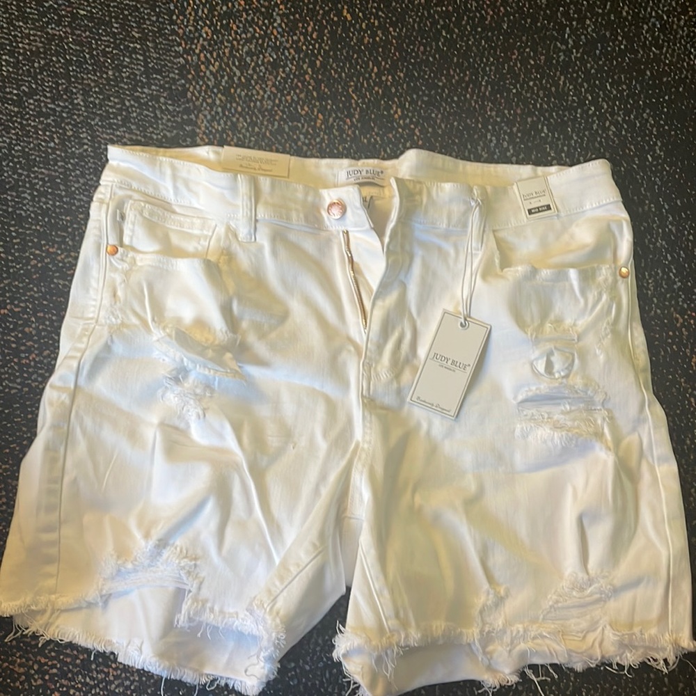 Judy blue shorts
